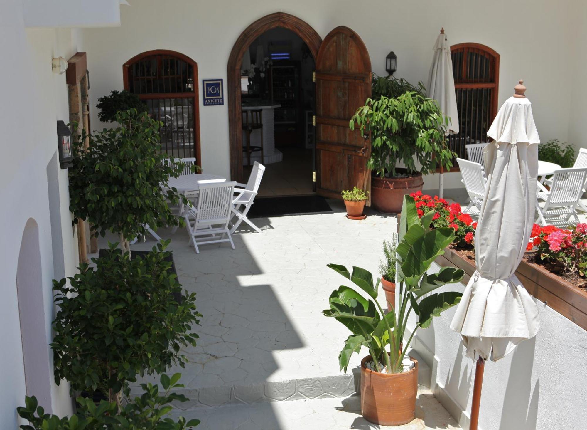 Santuario (adults Only) San José